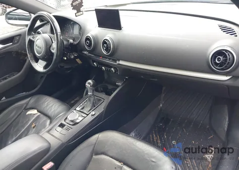 2015 Audi A3 1.8T Premium z USA, uszkodzony, nr VIN WAUACGFF2F1075251